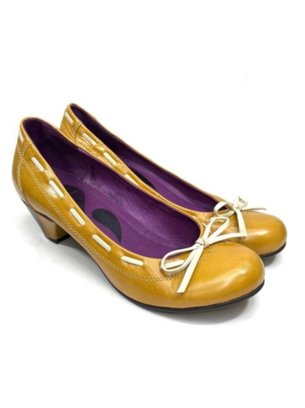 Jump Yellow Leather Kitten Heels | 8